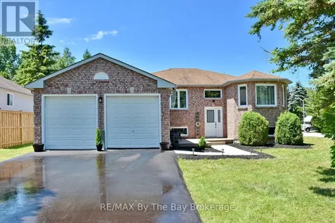 2 Birchmount Circle Wasaga Beach ON L9Z 1H8
