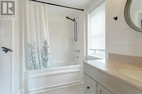22 Strathcona Avenue Brantford ON N3S 1T3