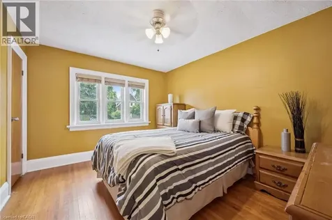148 Waterloo Street Waterloo ON N2J 1Y2