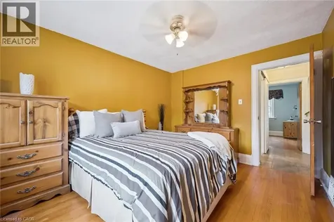 148 Waterloo Street Waterloo ON N2J 1Y2