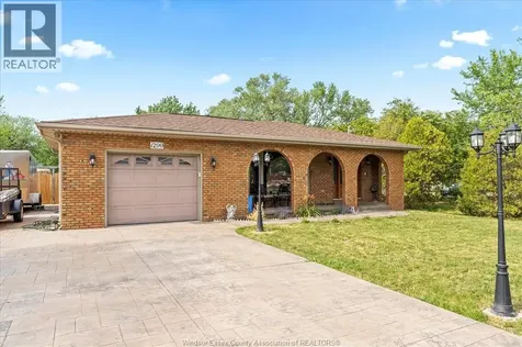 1290 County Road 22 Lakeshore ON N0R 1A0