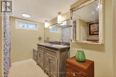 2358 Joliffe Street Ottawa ON K1G 1H2