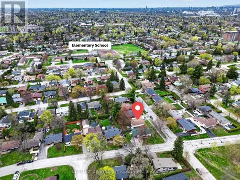 2358 Joliffe Street Ottawa ON K1G 1H2