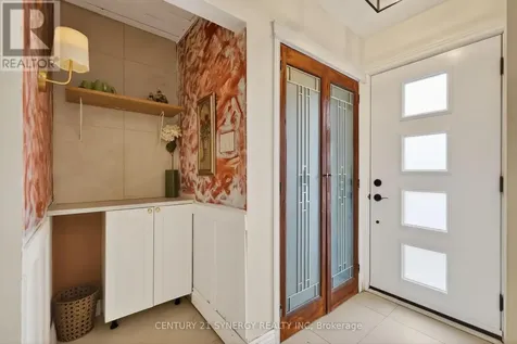 2358 Joliffe Street Ottawa ON K1G 1H2