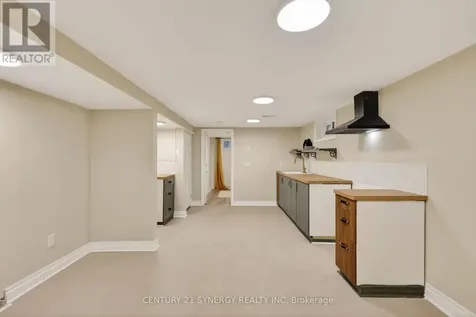 2358 Joliffe Street Ottawa ON K1G 1H2