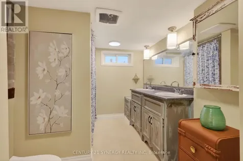 2358 Joliffe Street Ottawa ON K1G 1H2