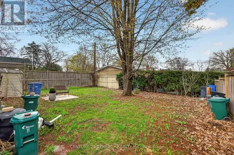 2358 Joliffe Street Ottawa ON K1G 1H2