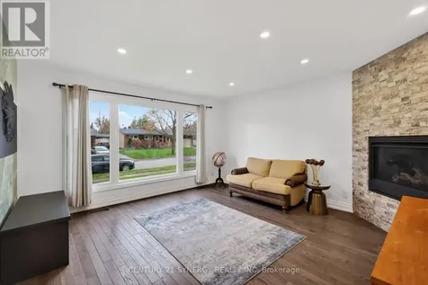 2358 Joliffe Street Ottawa ON K1G 1H2