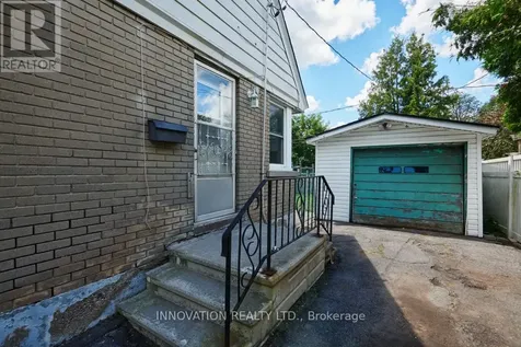 1956 Othello Avenue Ottawa ON K1G 2A4