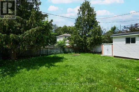1956 Othello Avenue Ottawa ON K1G 2A4