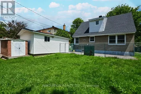 1956 Othello Avenue Ottawa ON K1G 2A4