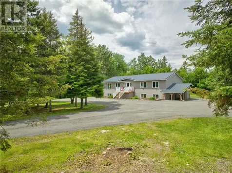 544 Black Lake Road Drive Lively ON P3Y 1H8