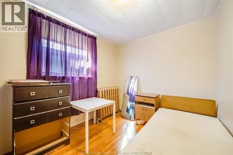 801 Victoria Avenue Windsor ON N9A 4N5