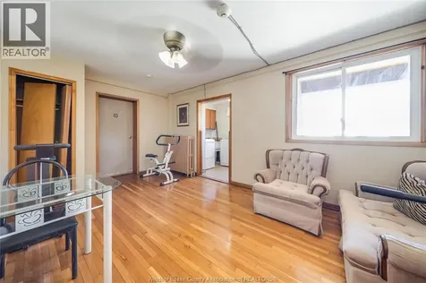 801 Victoria Avenue Windsor ON N9A 4N5