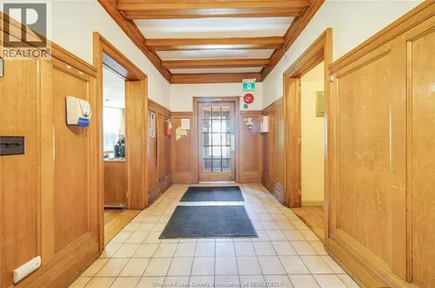 801 Victoria Avenue Windsor ON N9A 4N5
