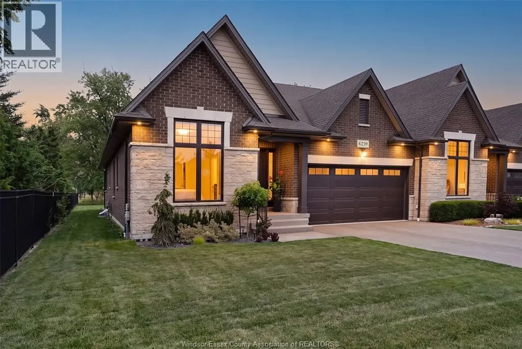 6259 Forest Trail Lasalle ON N9H 0E7