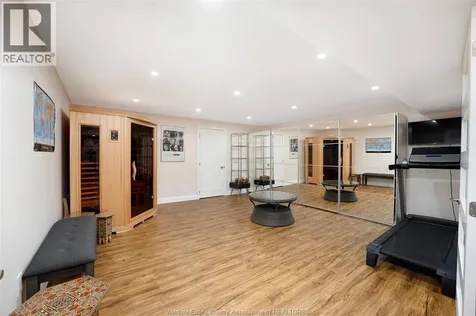 6259 Forest Trail Lasalle ON N9H 0E7