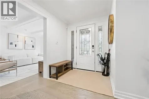 1194 Queen Victoria Avenue Mississauga ON L5H 3H3