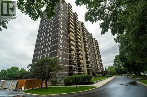 966 Inverhouse Drive Mississauga ON L5J 4B6