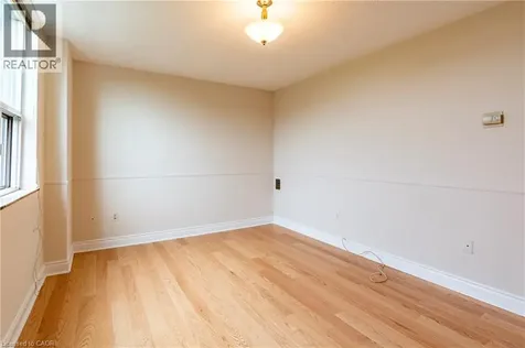 966 Inverhouse Drive Mississauga ON L5J 4B6