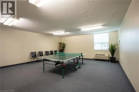 966 Inverhouse Drive Mississauga ON L5J 4B6