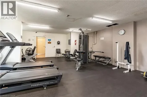 966 Inverhouse Drive Mississauga ON L5J 4B6