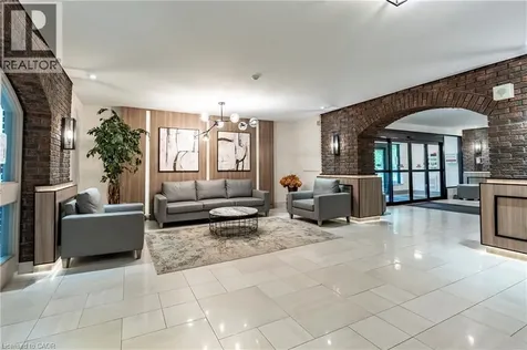 966 Inverhouse Drive Mississauga ON L5J 4B6