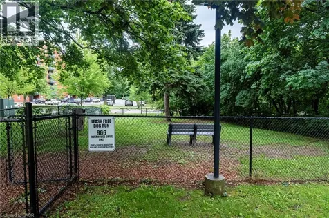 966 Inverhouse Drive Mississauga ON L5J 4B6
