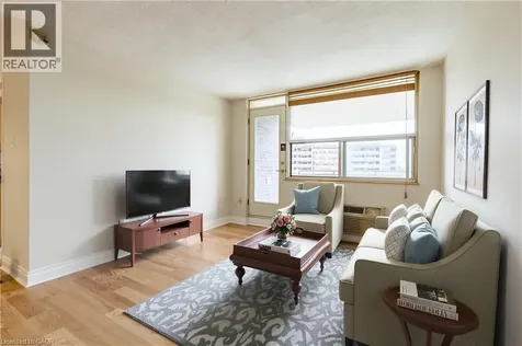 966 Inverhouse Drive Mississauga ON L5J 4B6