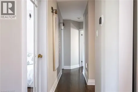 1239 Baldwin Drive Oakville ON L6J 2W4