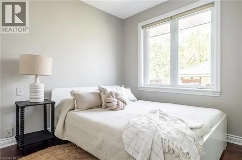 1239 Baldwin Drive Oakville ON L6J 2W4
