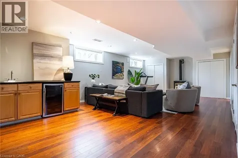 1239 Baldwin Drive Oakville ON L6J 2W4