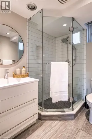 1239 Baldwin Drive Oakville ON L6J 2W4