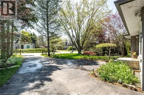 1239 Baldwin Drive Oakville ON L6J 2W4