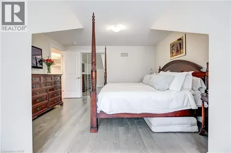 134 Anne Street Niagara-on-the-lake ON L0S 1J0
