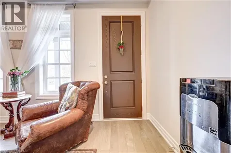 134 Anne Street Niagara-on-the-lake ON L0S 1J0