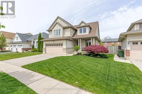 26 Augusta Crescent St. Thomas ON N5R 6J8