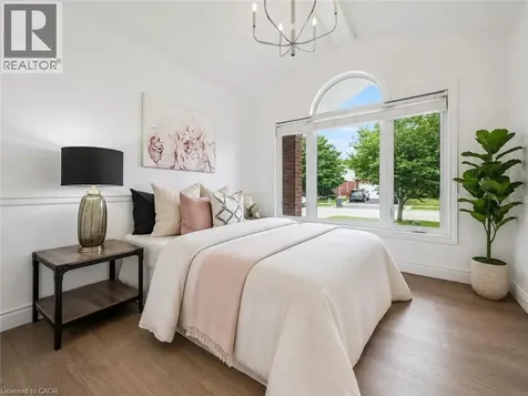 18 Keys Crescent Guelph ON N1G 5J7