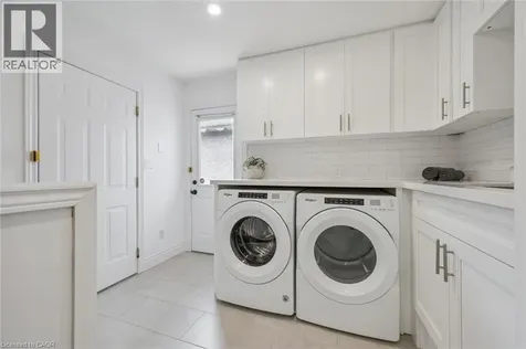 18 Keys Crescent Guelph ON N1G 5J7