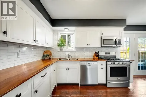 391 Betty Drive Windsor ON N8S 3W9