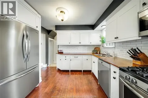 391 Betty Drive Windsor ON N8S 3W9