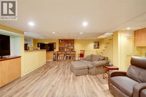 391 Betty Drive Windsor ON N8S 3W9