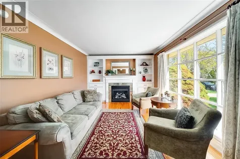 391 Betty Drive Windsor ON N8S 3W9