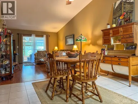 176 Bennie Avenue Leamington ON N8H 5L8