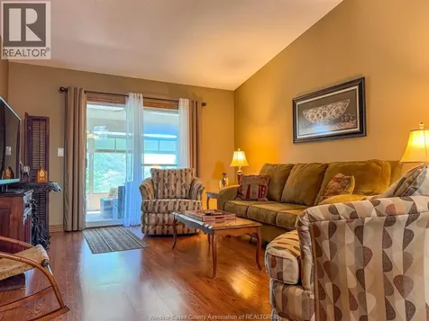 176 Bennie Avenue Leamington ON N8H 5L8