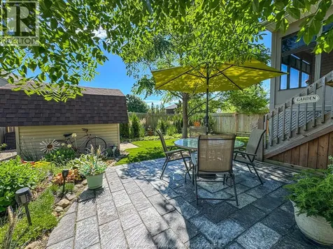 176 Bennie Avenue Leamington ON N8H 5L8