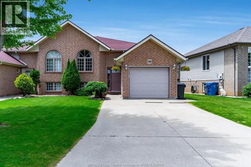 130 Sturgeon Meadows Avenue Leamington ON N8H 5L1