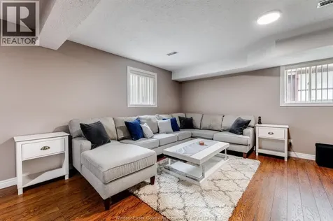 130 Sturgeon Meadows Avenue Leamington ON N8H 5L1