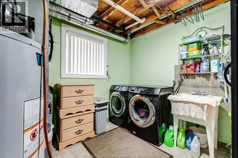 130 Sturgeon Meadows Avenue Leamington ON N8H 5L1
