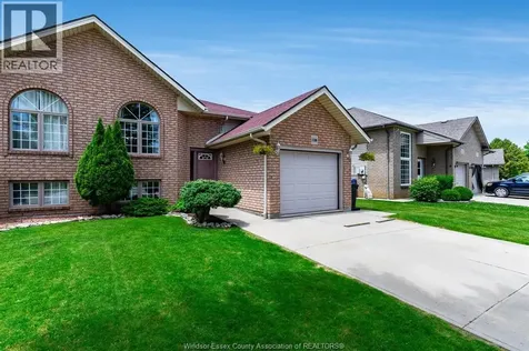 130 Sturgeon Meadows Avenue Leamington ON N8H 5L1